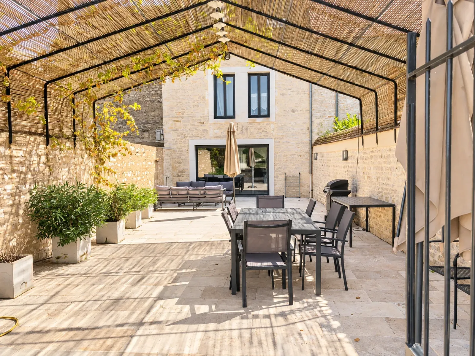 La Maison de Pauline — la terrasse couverte